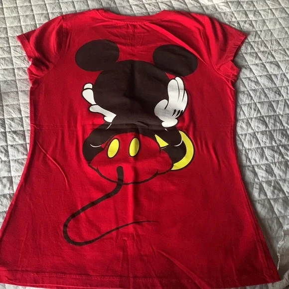 Red & black Disney Tee size large - Picture 5 of 6